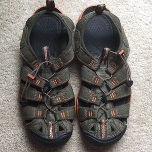 Men’s keen hiking sandal